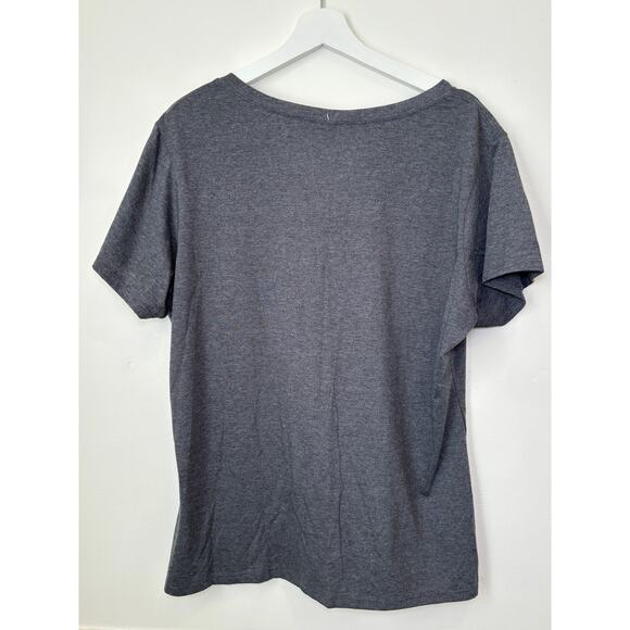 Kyle Larson Hendrick Motorsports Nascar Women's Gray V-Neck T-Shirt NWT  2XL‎ - Picture 3 of 5